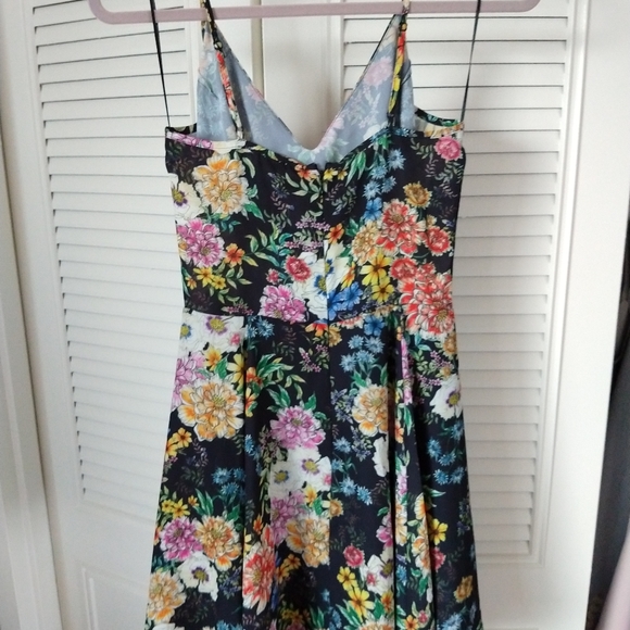 Yumi Kim Athena Dress in Wisteria Park, XS - Picture 8 of 10